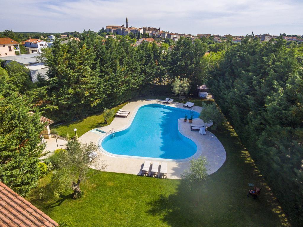 Aparthotel Lav Bale