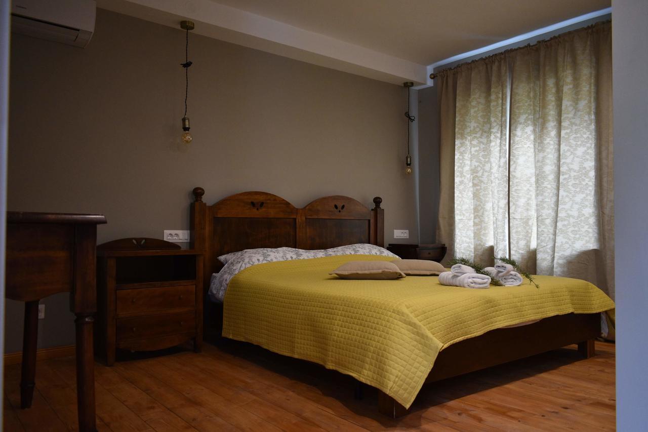 Aparthotel Lav Bale