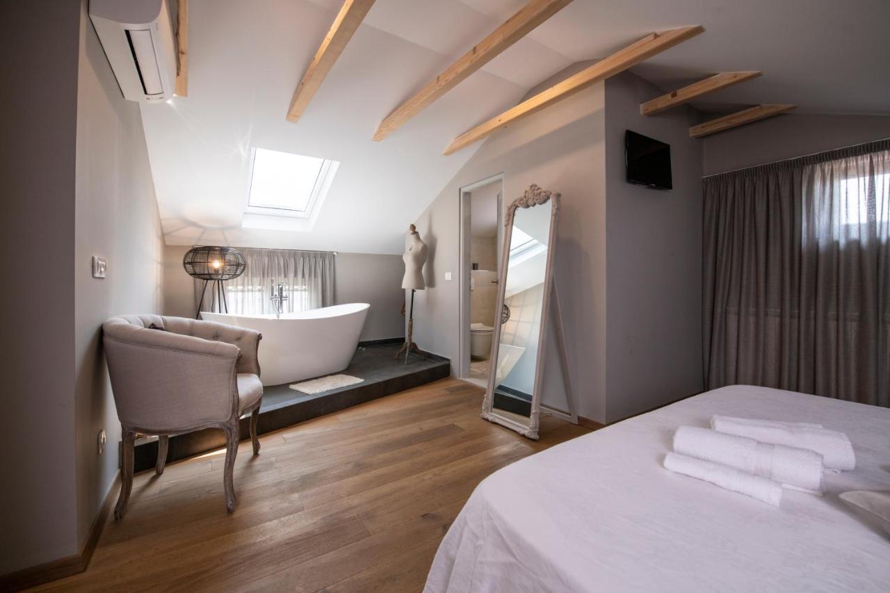 Aparthotel Lav Bale